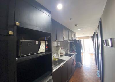 1 bed Condo in Silom Suite Silom Sub District C020712