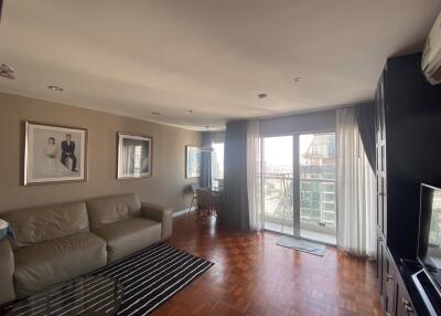 1 bed Condo in Silom Suite Silom Sub District C020712