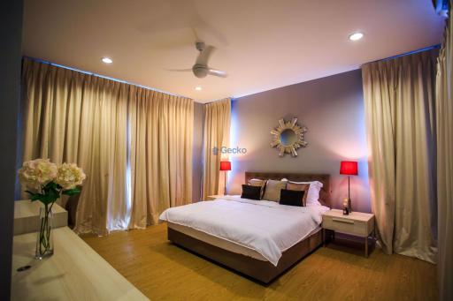 4 Bedrooms House in Grand Regent Pattaya East Pattaya H010299