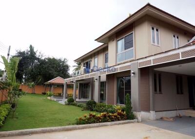 4 Bedrooms House in Grand Regent Pattaya East Pattaya H010299