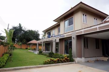 4 Bedrooms House in Grand Regent Pattaya East Pattaya H010299