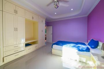 3 Bed House For Rent In East Pattaya - Not In A Village