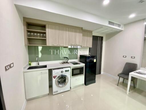 ขาย คอนโด 1 ห้องนอน 35 ตร.ม. ใน  Dusit Grand Condo View, Pattaya