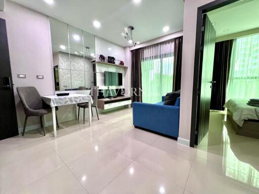 ขาย คอนโด 1 ห้องนอน 35 ตร.ม. ใน  Dusit Grand Condo View, Pattaya