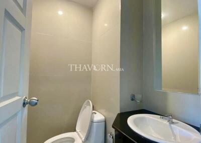 ขาย คอนโด 1 ห้องนอน 44 ตร.ม. ใน  AD Hyatt Condominium, Pattaya