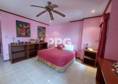 2 BEDROOM CONDOMINIUM IN PATONG