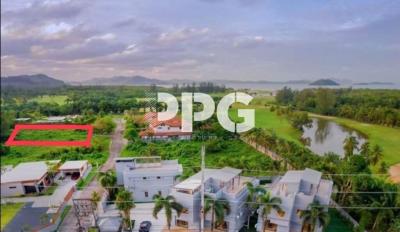 SEAVIEW LAND ON MISSION HILL GOLF COURSE IN  PAKLOK