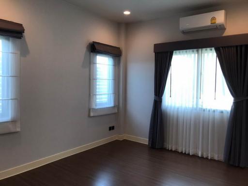 For Rent Bangkok Single House Setthasiri Krungthepkreetha Hua Mak Bang Kapi