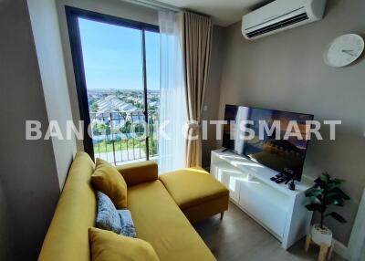 Condo at Metro Luxe Riverfront Rattanathibet for sale