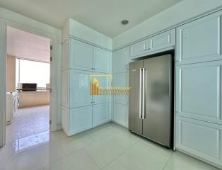 Royce Private Residence  4 Bedroom Condo in Asoke