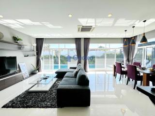 3 Bedrooms House in Panalee Banna Huay Yai H011324