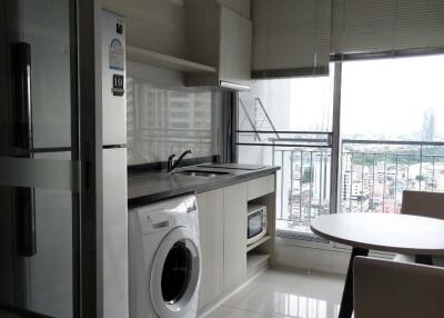 Condo for Rent at Rhythm Sathon-Naradhiwas