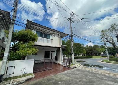 House for Rent, Sale in Saphan Sung.
