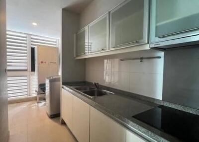 Condo for Rent at Millennium Residence