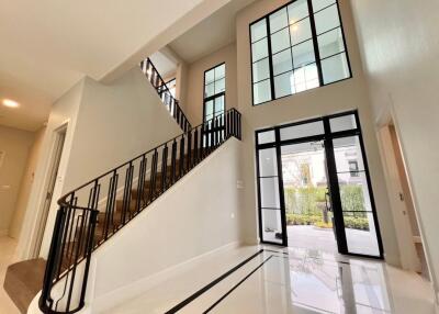 House for Sale at Nantawan Rama 9 - Krungthepkreetha