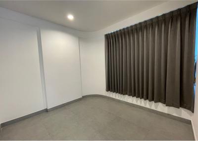 Spacious 4 bed for rent at BTS Thonglor