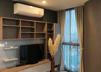 Condo for Rent at Le Luk Condominium