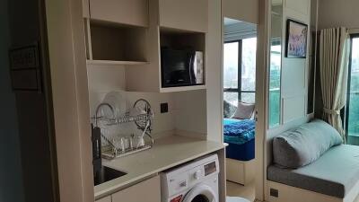 Condo for Rent at Lumpini Suites Phetchaburi-Makkasan