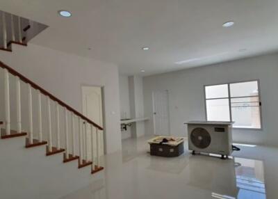 193 ตรม., 3 ห้องนอน, 4 ห้องน้ำ บ้าน ราคา ฿ 13,800,000