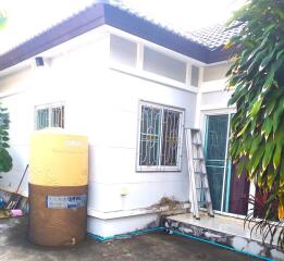 Spacious 2-bedroom House with garden