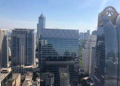 Noble Ploenchit 3 bedroom condo for rent