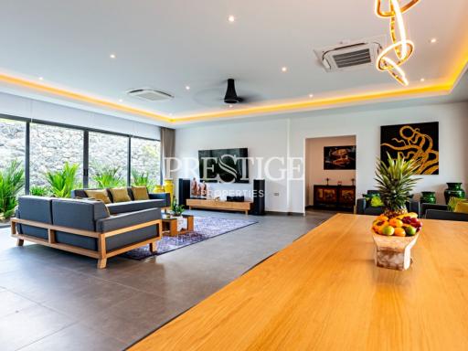 The Plantation Estates – 4 bed 4 bath in East Pattaya PP10128