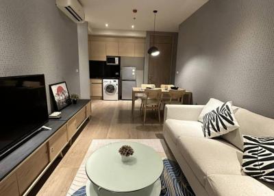 2 Bed 2 Bath 67 SQ.M Park Origin Phromphong