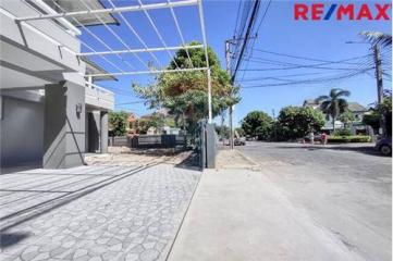 240 Sqm., 3 Beds Townhouse listed for ฿ 5,990,000.