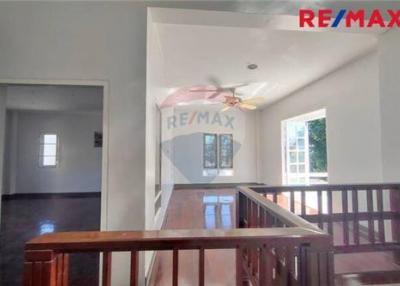 240 Sqm., 3 Beds House listed for ฿ 6,500,000.