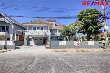 240 Sqm., 3 Beds Townhouse listed for ฿ 5,990,000.