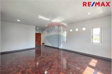 240 Sqm., 3 Beds Townhouse listed for ฿ 5,990,000.