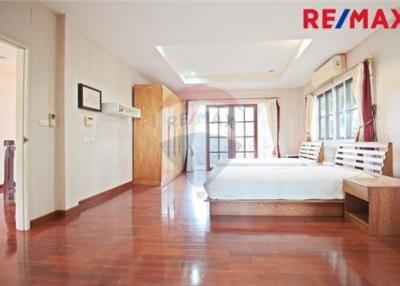 320 Sqm., 4 Beds Townhouse listed for ฿ 11,900,000.