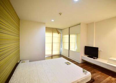 2 bed Condo in The Room Sukhumvit 79 Phrakhanongnuea Sub District C020720