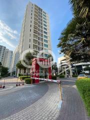 Exterior view of a modern residential apartment building