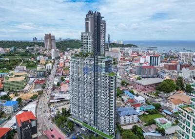 2 Bedrooms Condo in Arcadia Millennium Tower South Pattaya C010295