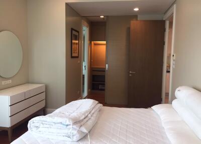 1 bed Condo in Bright Sukhumvit 24 Khlongtan Sub District C020724