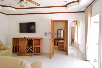 4 Bedrooms House in Nirvana Pool 1 East Pattaya H010288