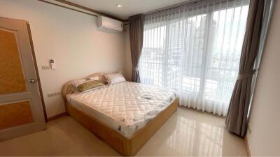 Condo for Rent at Sathon House