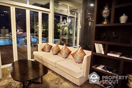 2-BR Condo at Ivy Thonglor 23 close to Thong Lo