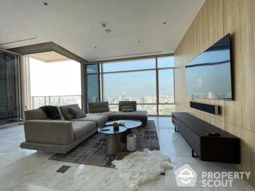 2-BR Condo at Four Seasons Private Residences Bangkok near BTS Saphan Taksin