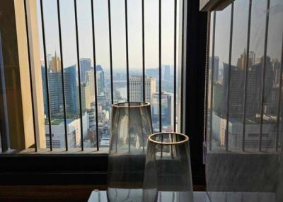 1-BR Condo at Noble Be Sukhumvit 19 near BTS Nana