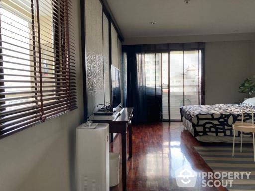 2-BR Condo at Baan Suanpetch Condominium near BTS Phrom Phong