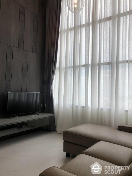 1-BR Condo at Knightsbridge Prime Sathorn near BTS Chong Nonsi