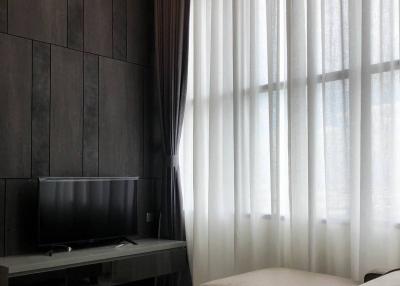 1-BR Condo at Knightsbridge Prime Sathorn near BTS Chong Nonsi