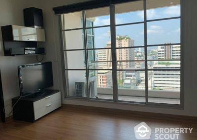 1-BR Condo at Baan Klang Krung Siam-Pathumwan Condominium near BTS Ratchathewi (ID 438358)