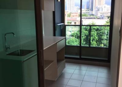 2-BR Condo at Lumpini Suite Phetchaburi – Makkasan near ARL Makkasan