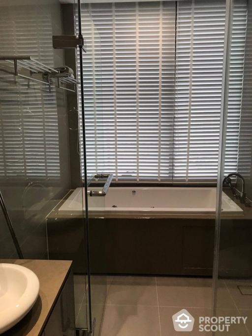 1-BR Condo at M Silom near BTS Chong Nonsi