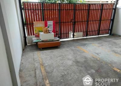 Commercial for Sale in Bang Chak