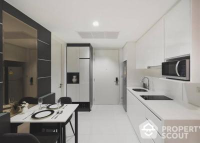 1-BR Condo at Nara 9 Sathorn-Narathiwas near BTS Saint Louis