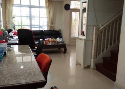 4-BR Townhouse in Chong Nonsi